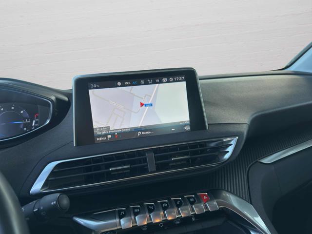PEUGEOT 3008 BlueHDi 130 S&S Business