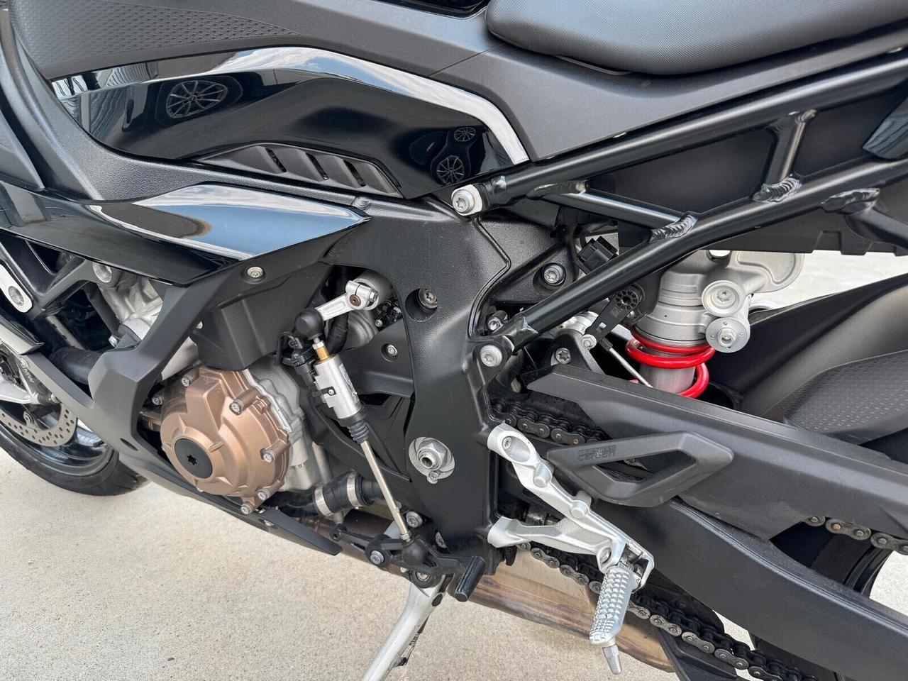 BMW S 1000 RR