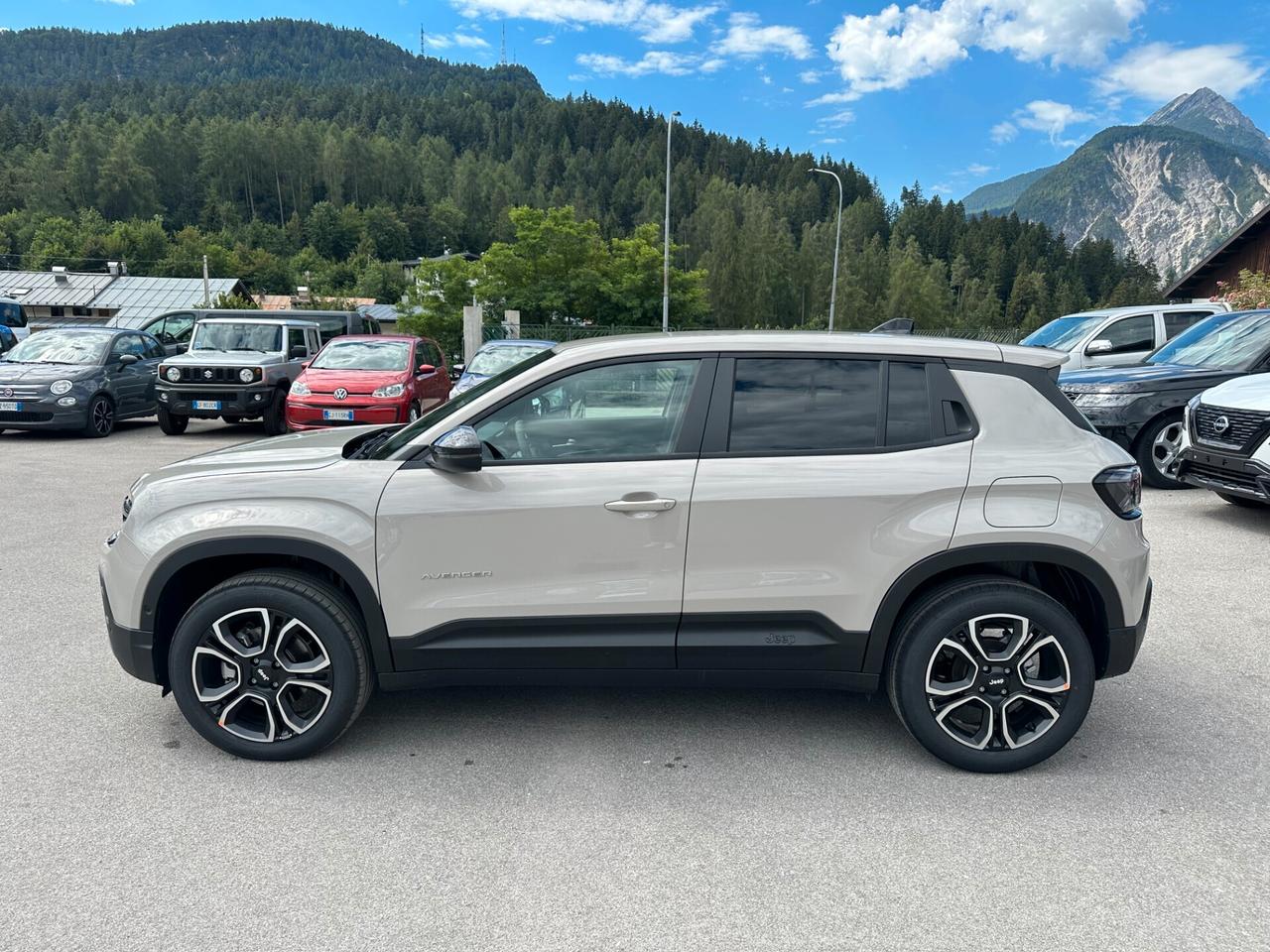 Jeep Avenger 1.2 Turbo 110 CV MHEV Summit