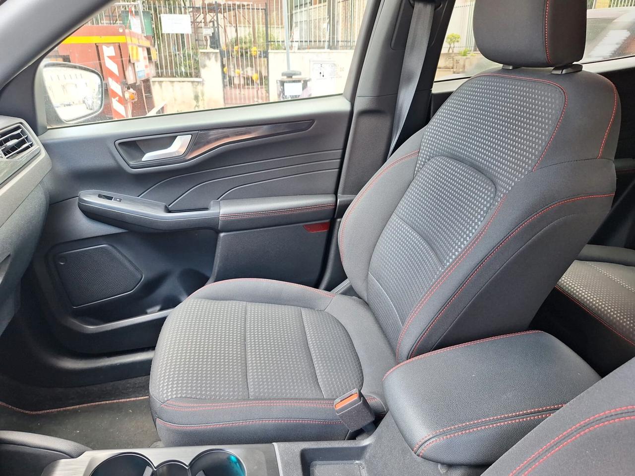 Ford Kuga 1.5 EcoBlue 120 CV aut. 2WD ST-Line X Design