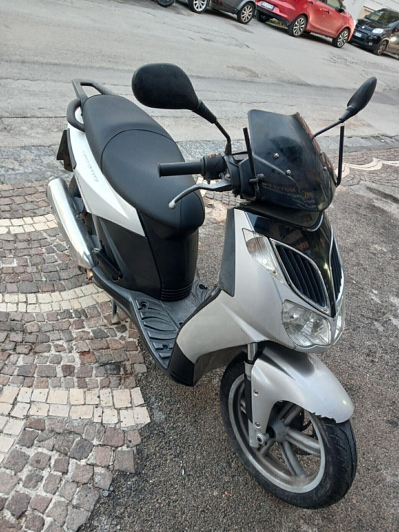 Aprilia Sportcity 200 D'EPOCA.