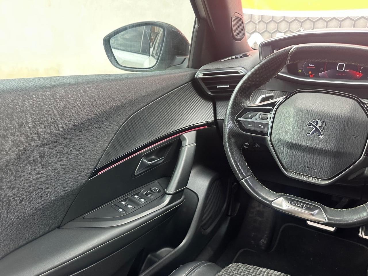 Peugeot 2008 BlueHDi 130 S&S EAT8 GT Line