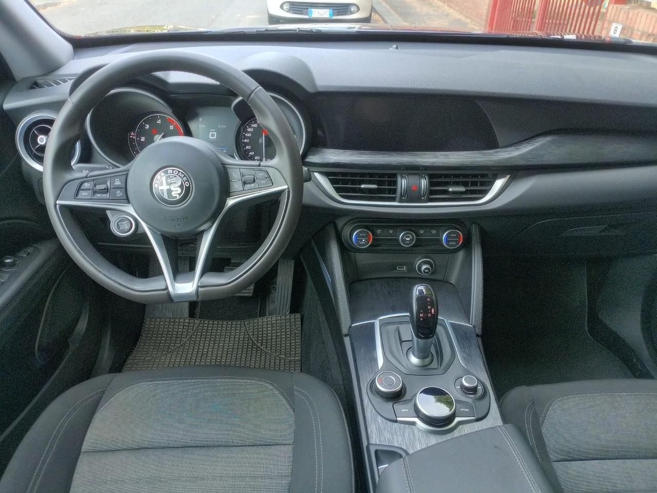 Alfa Romeo Stelvio Business 2.2 #6020