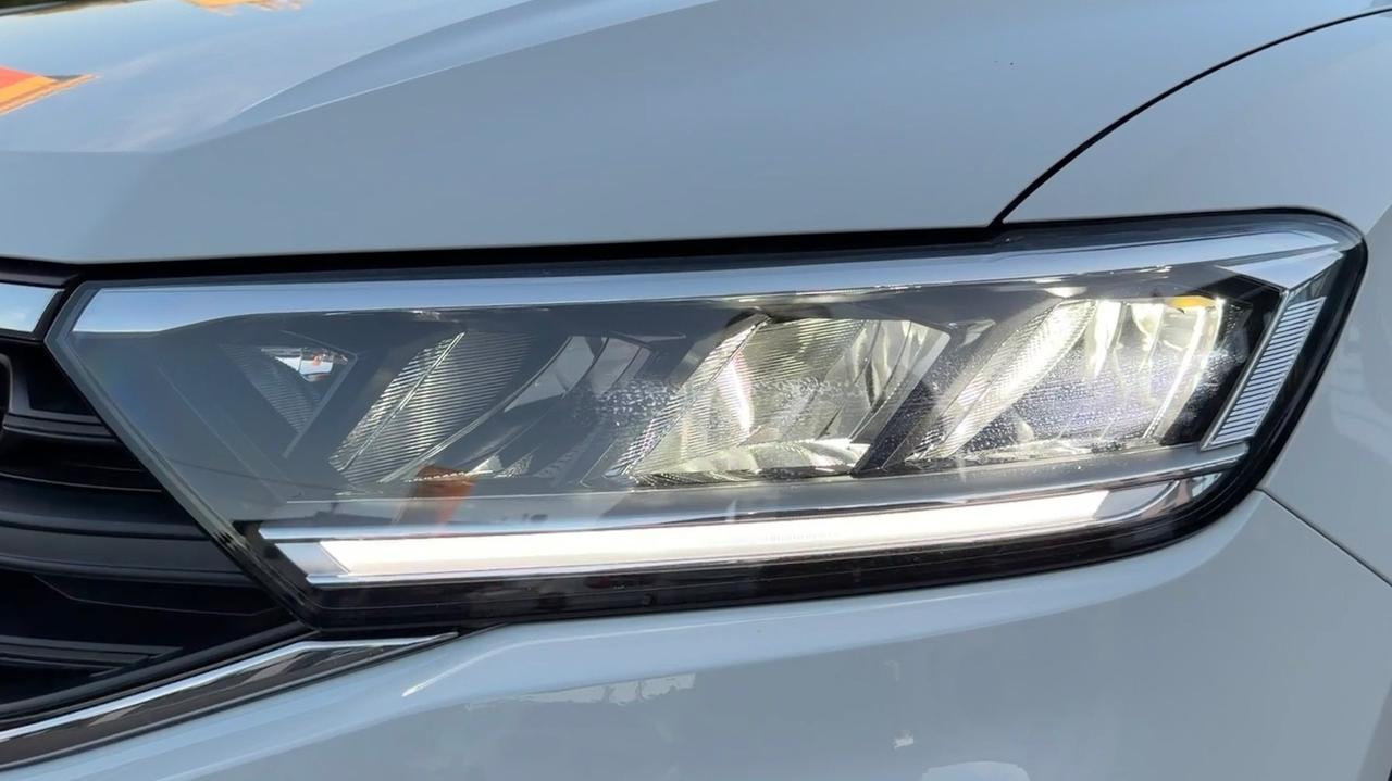 VOLKSWAGEN T-ROC 2.0 TDI SCR DSG LIFE 150CV - FULL LED, VIRTUAL COCKPIT, CARPLAY
