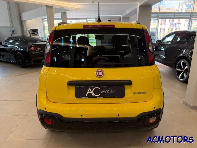 FIAT Panda 1.0 FireFly S&S Hybrid Pandina