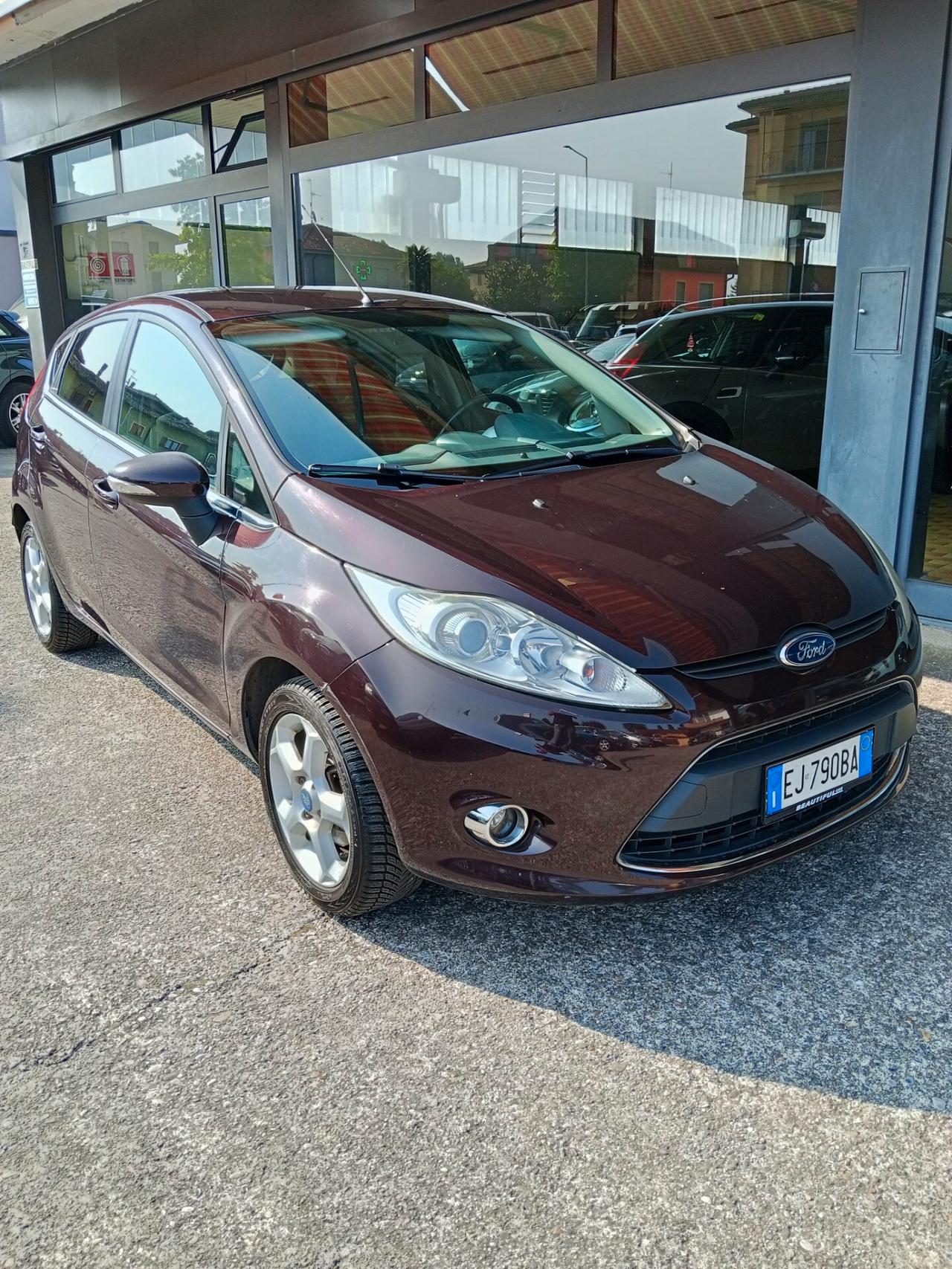 Ford Fiesta 1.4 TDCi 5p. Titanium