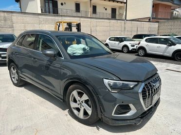 Audi Q3 35 TDI S tronic Business Advanced sinistrata incidentata