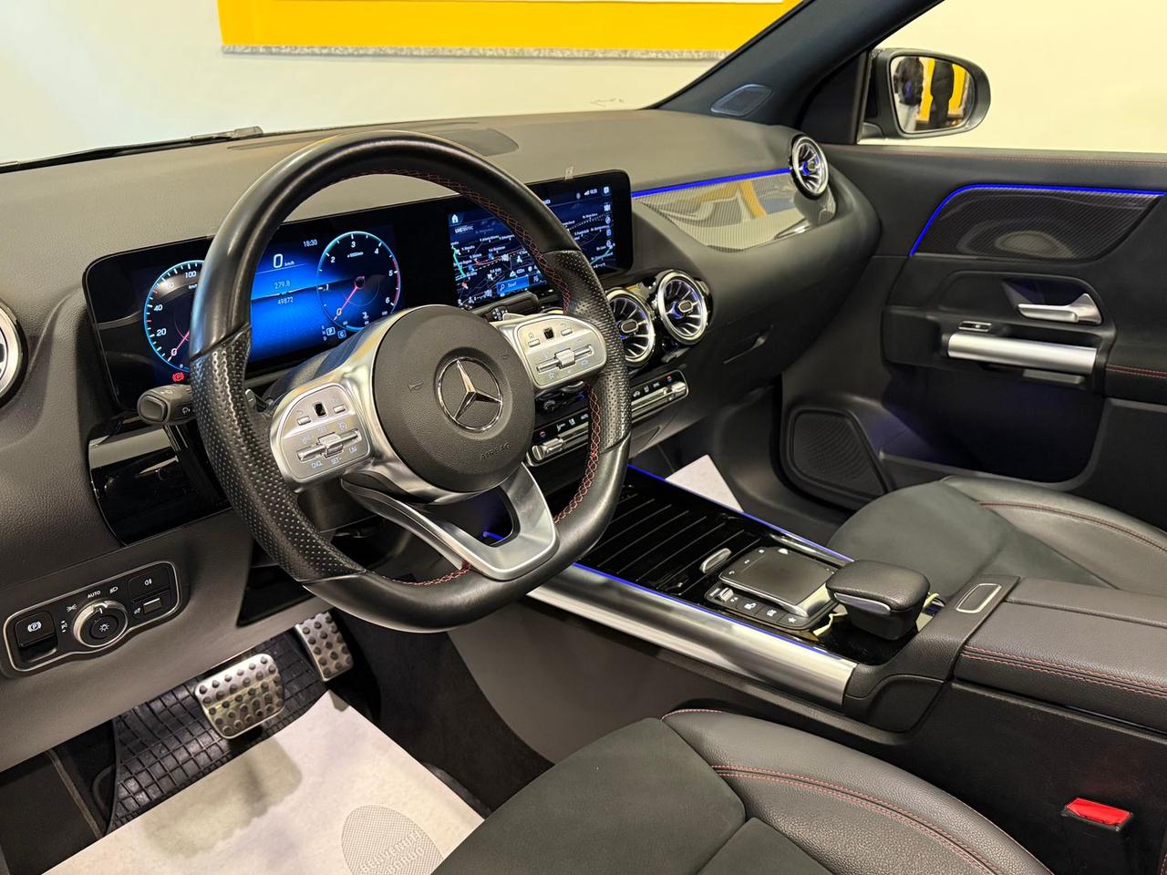 Mercedes-Benz GLA 200 AMG Line Premium 200 D #7222