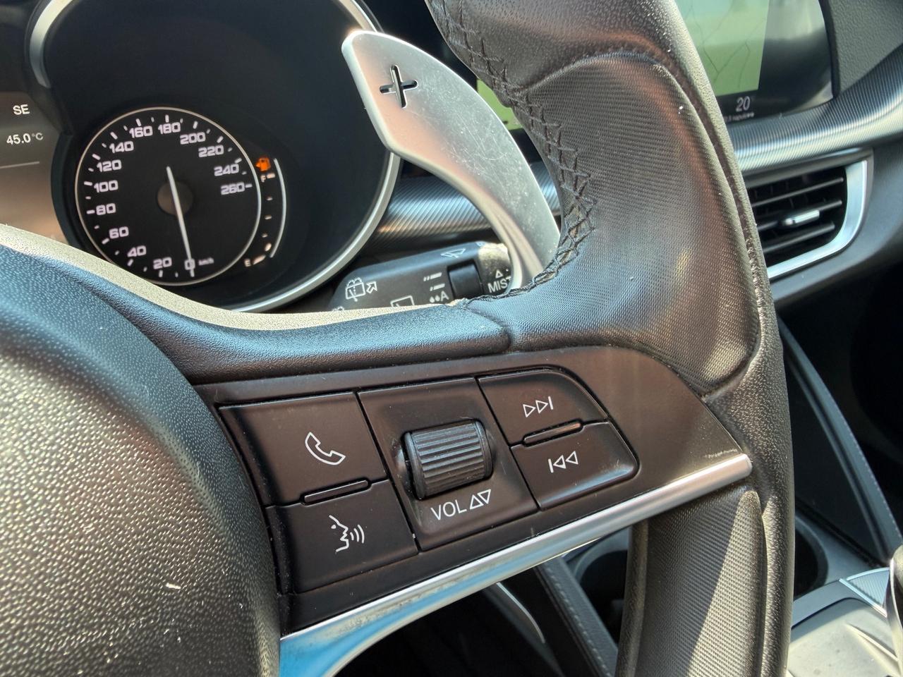 Alfa Stelvio 2.2Turbodiesel 210CV AT8 Q4 Super-2018