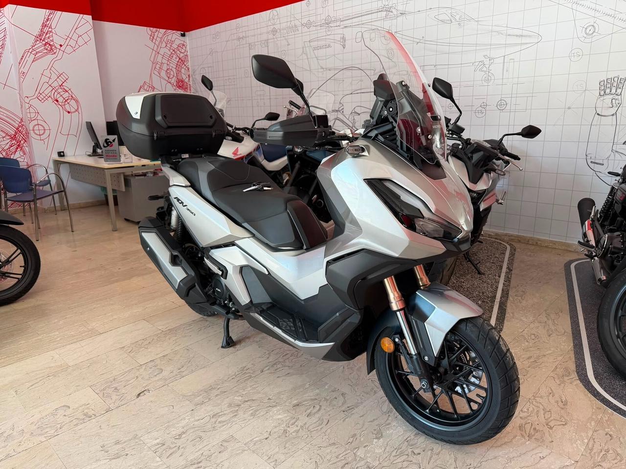 Honda ADV 350