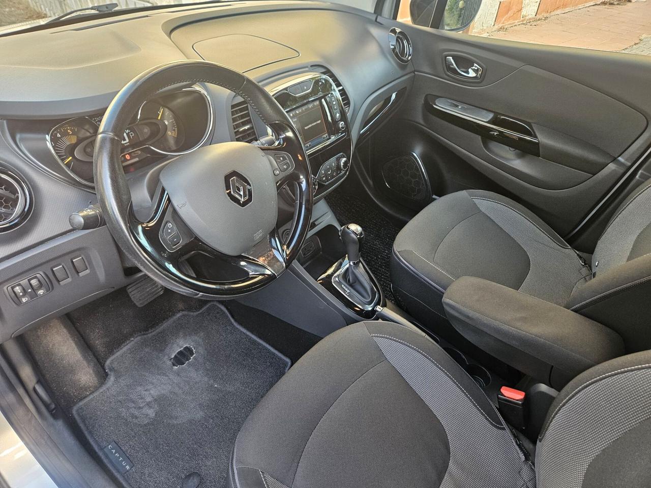 Renault Captur 1.5 dCi 90 CV EDC Energy R-Link