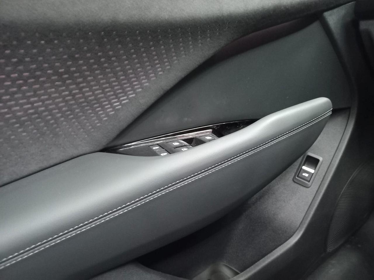 Audi Q3 40 TFSI quattro S tronic line edition