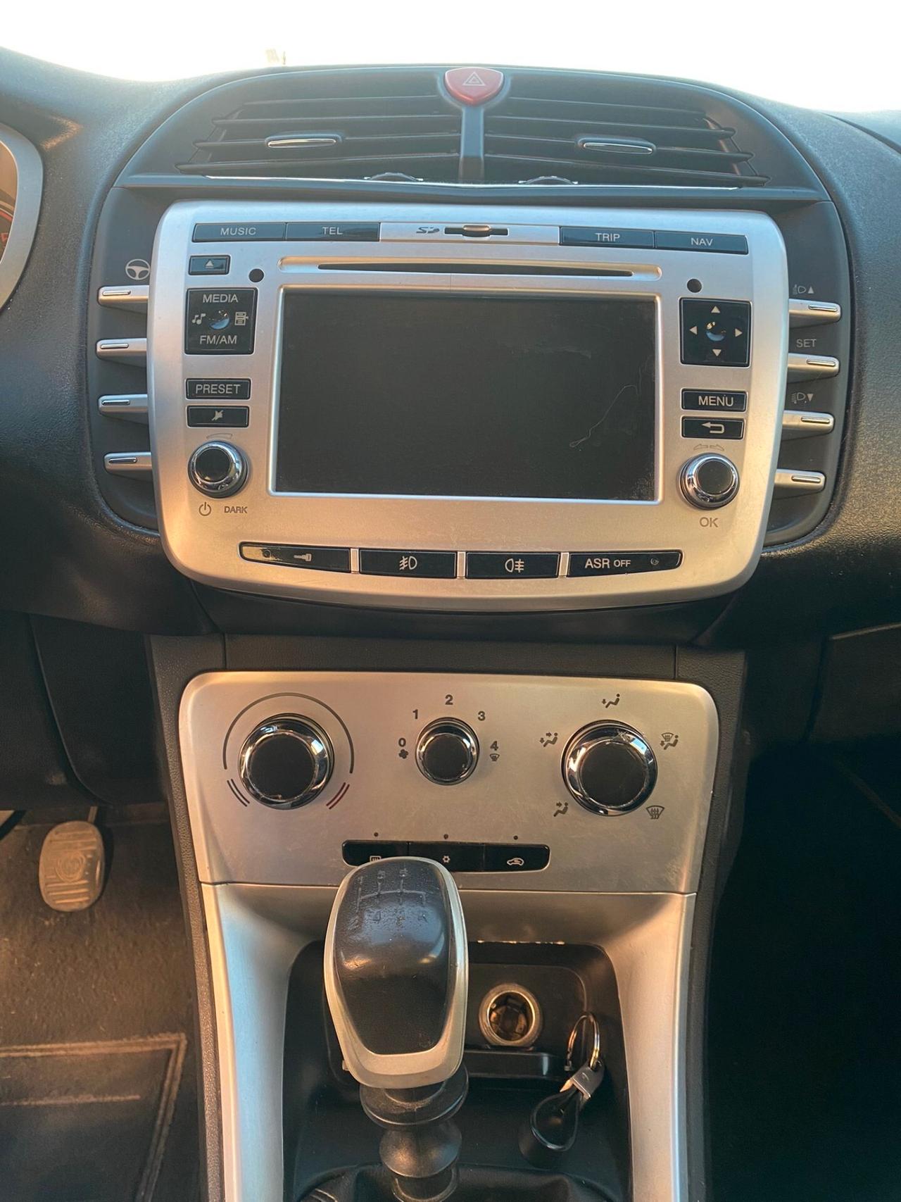 Lancia Delta 1.6 MJT DPF Platino