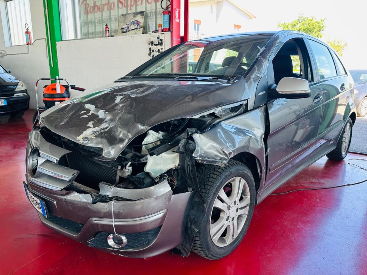 Mercedes-benz B 180 BlueEFFICIENCY Premium