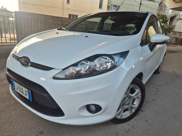 FORD FIESTA 1.4 DIESEL ACCESSORIATA DI TUTTO 2012