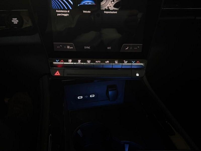 Renault Austral 1.2 E-TECH HEV 200 ICONIC ESPRIT ALP AT