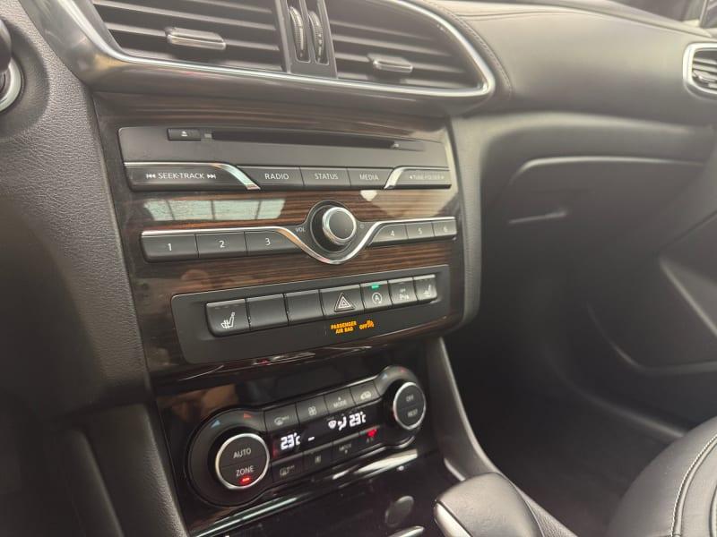 INFINITI Q30 2.2D PREMIUM TECH 170CV D