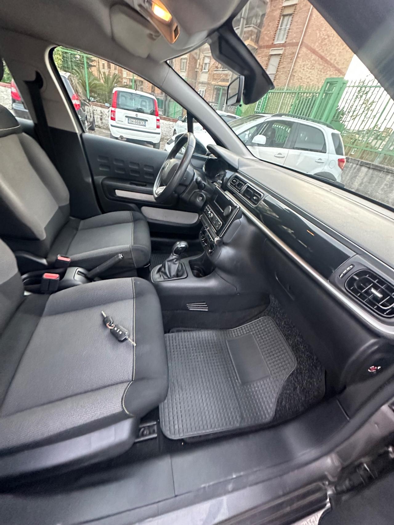 Citroen C3 PureTech 82 GPL Shine