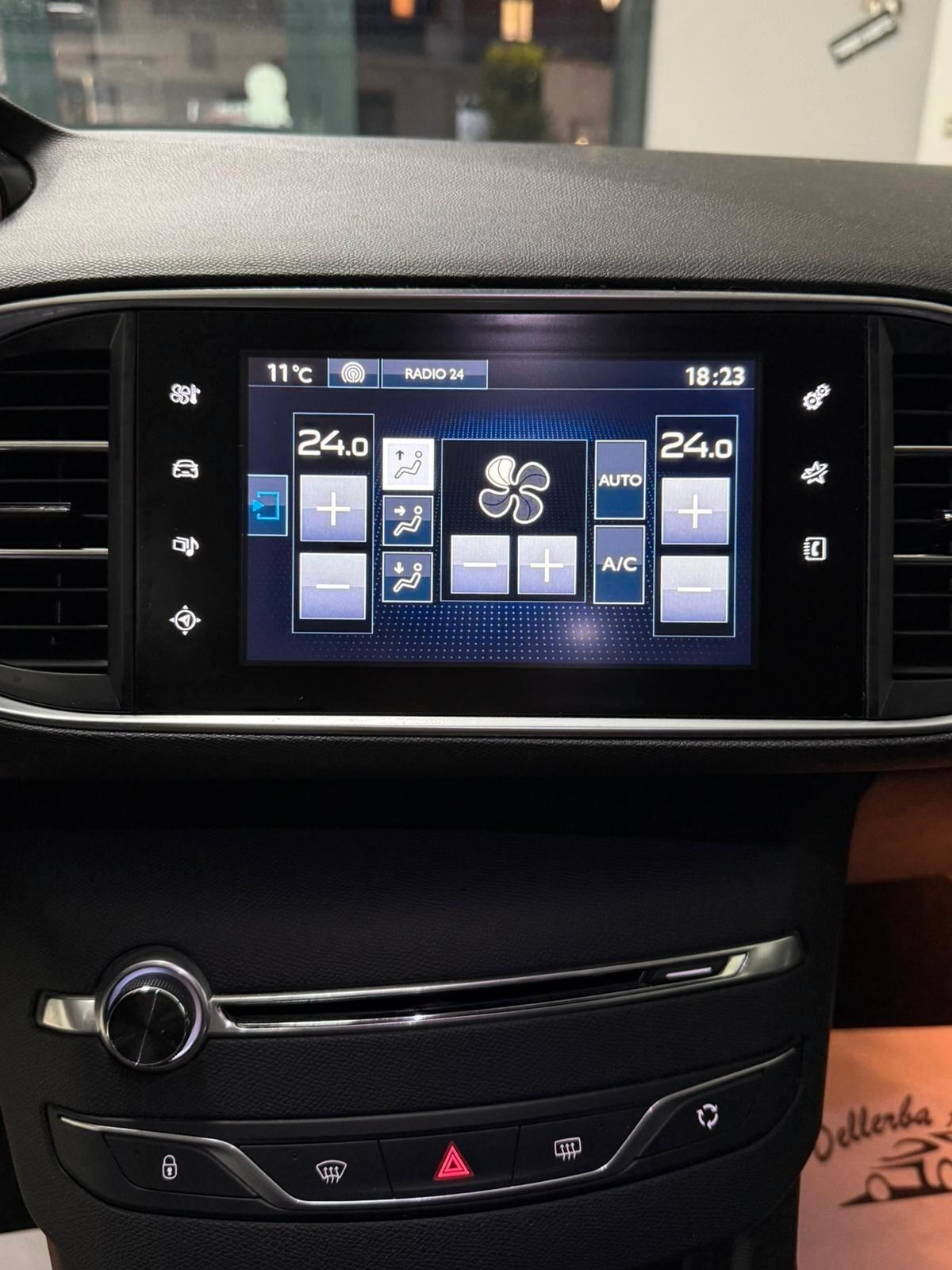 Peugeot 308 BlueHDi 120 S&S EAT6 SW Allure