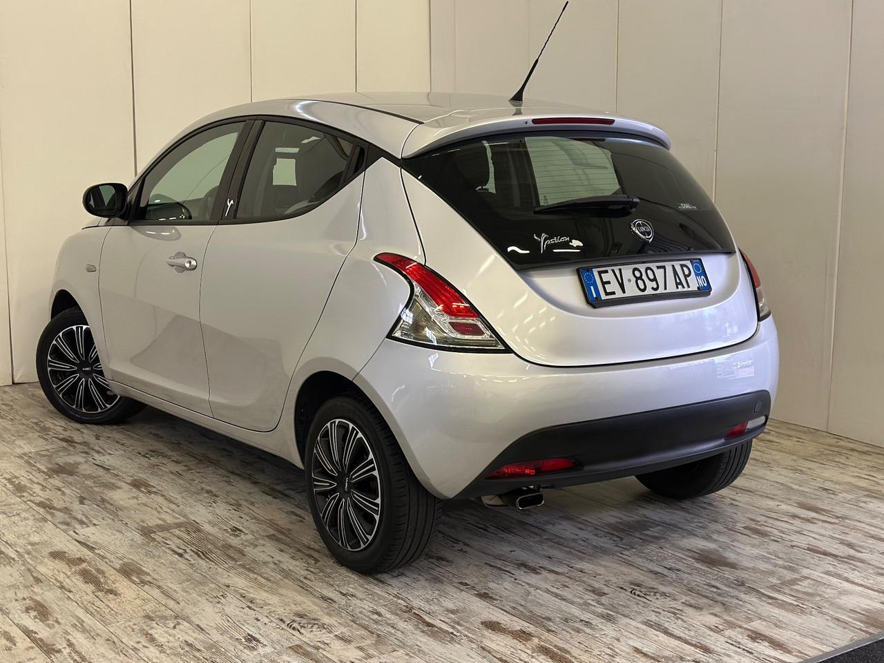 Lancia Ypsilon 1.3 MJT 5 porte S&S Platinum Ok Neopatentati