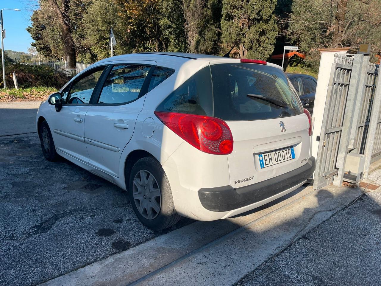 Peugeot 207 1.6 8V HDi 112CV SW Ciel Allure