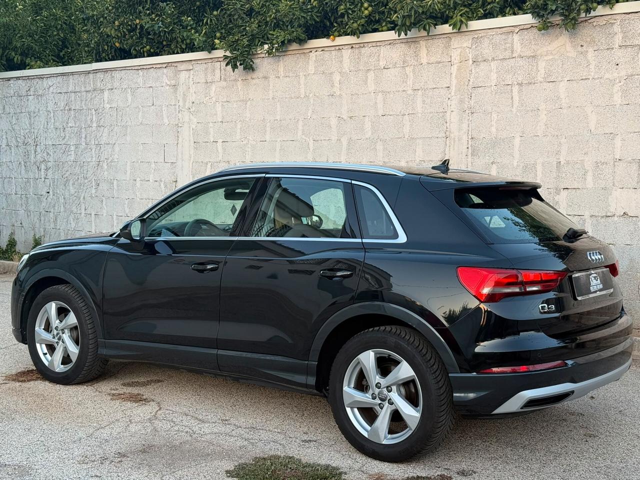 Audi Q3 S tronic Business