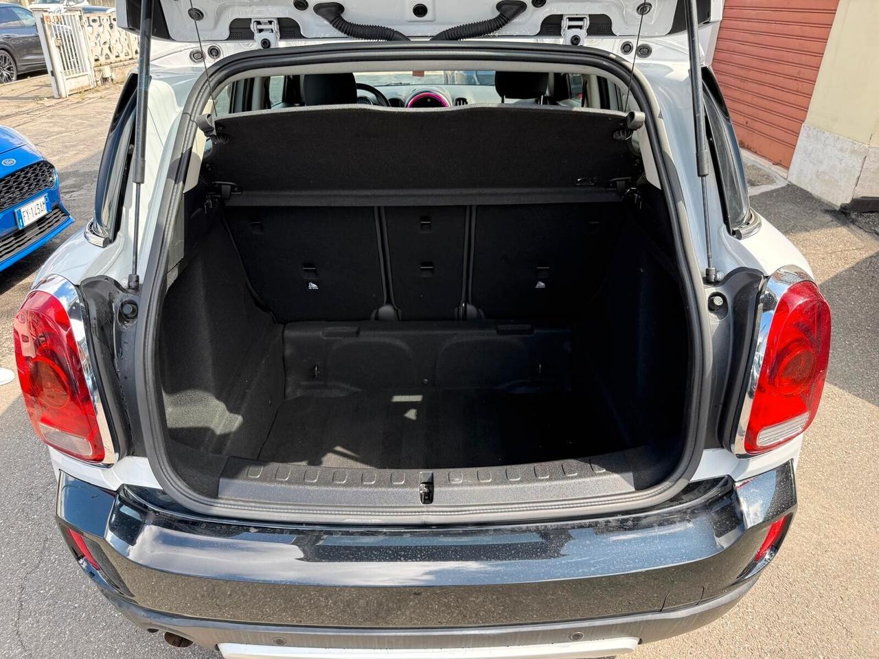 Mini Cooper Countryman 1.5 BUSINESS