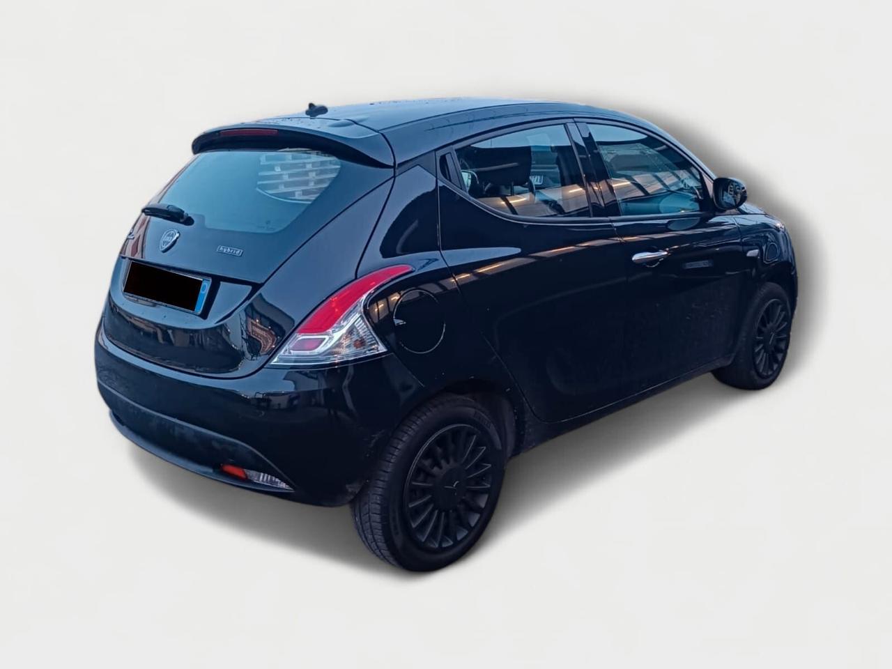 Lancia Ypsilon 1.0 FireFly 5 porte S&S Hybrid Gold