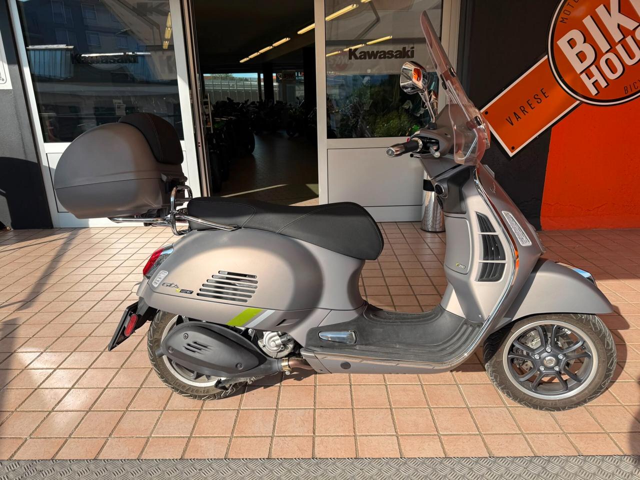 Vespa 300 GTS 310 Supertech