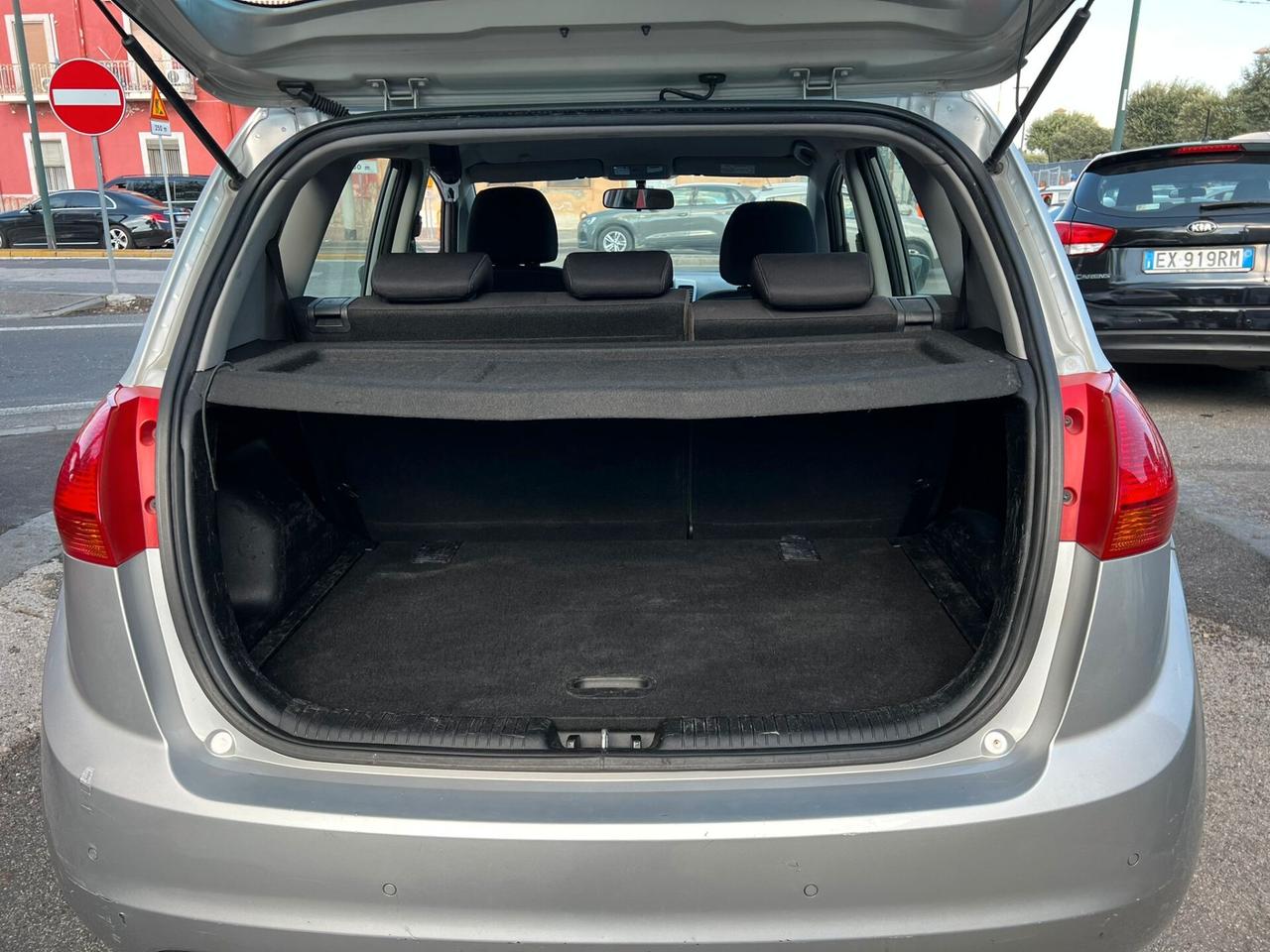 Kia Venga 1.4 CRDi 90 CV Crossover