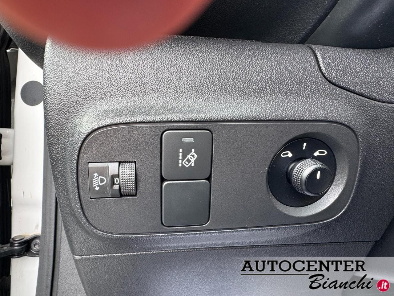 Citroen C3 1.2 puretech Shine 82cv