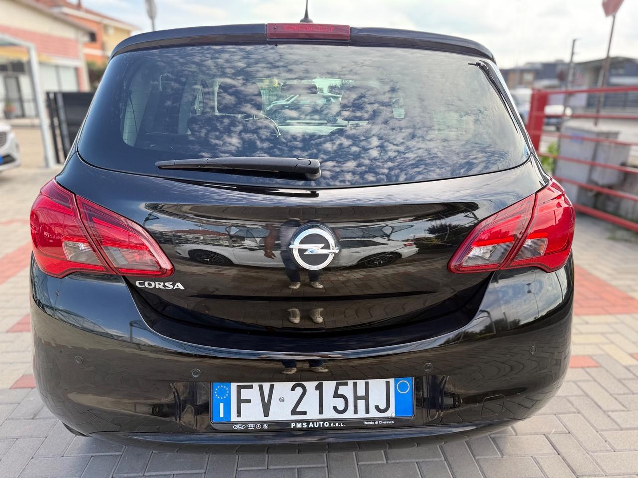 Opel Corsa 1.2 5 porte Black Edition NEOPATENTATI