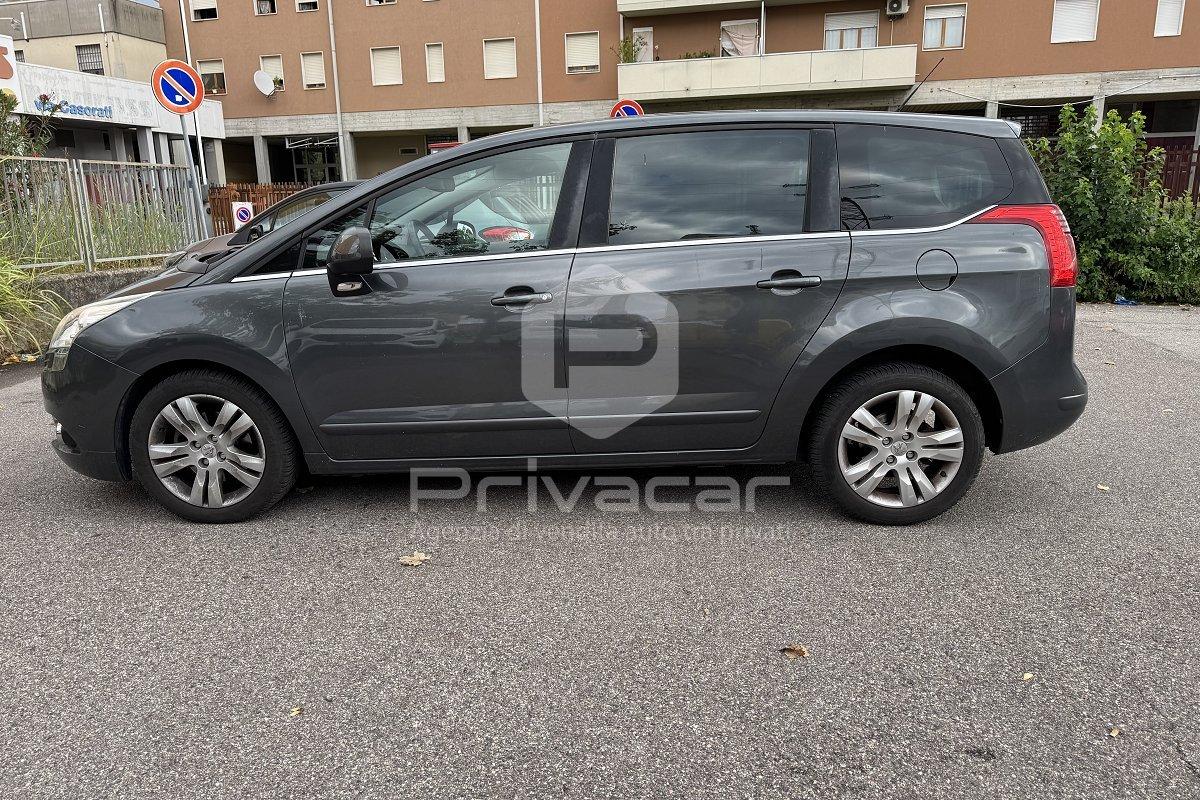 PEUGEOT 5008 2.0 HDi 150CV Business