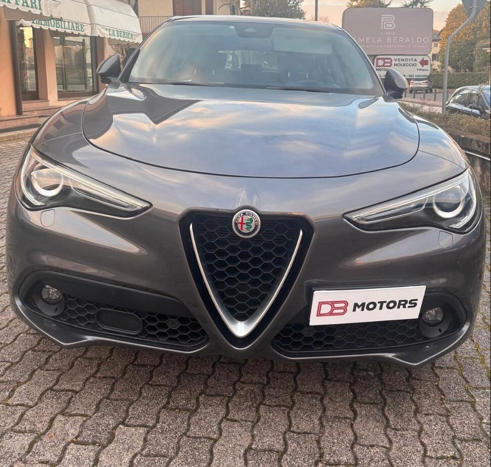 Alfa Romeo Stelvio 2.2 Turbodiesel 160 CV AT8 RWD Business