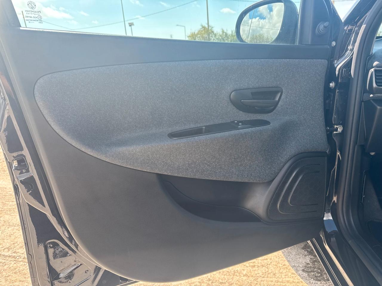 Lancia Ypsilon 1.0 FireFly 5 porte S&S Hybrid