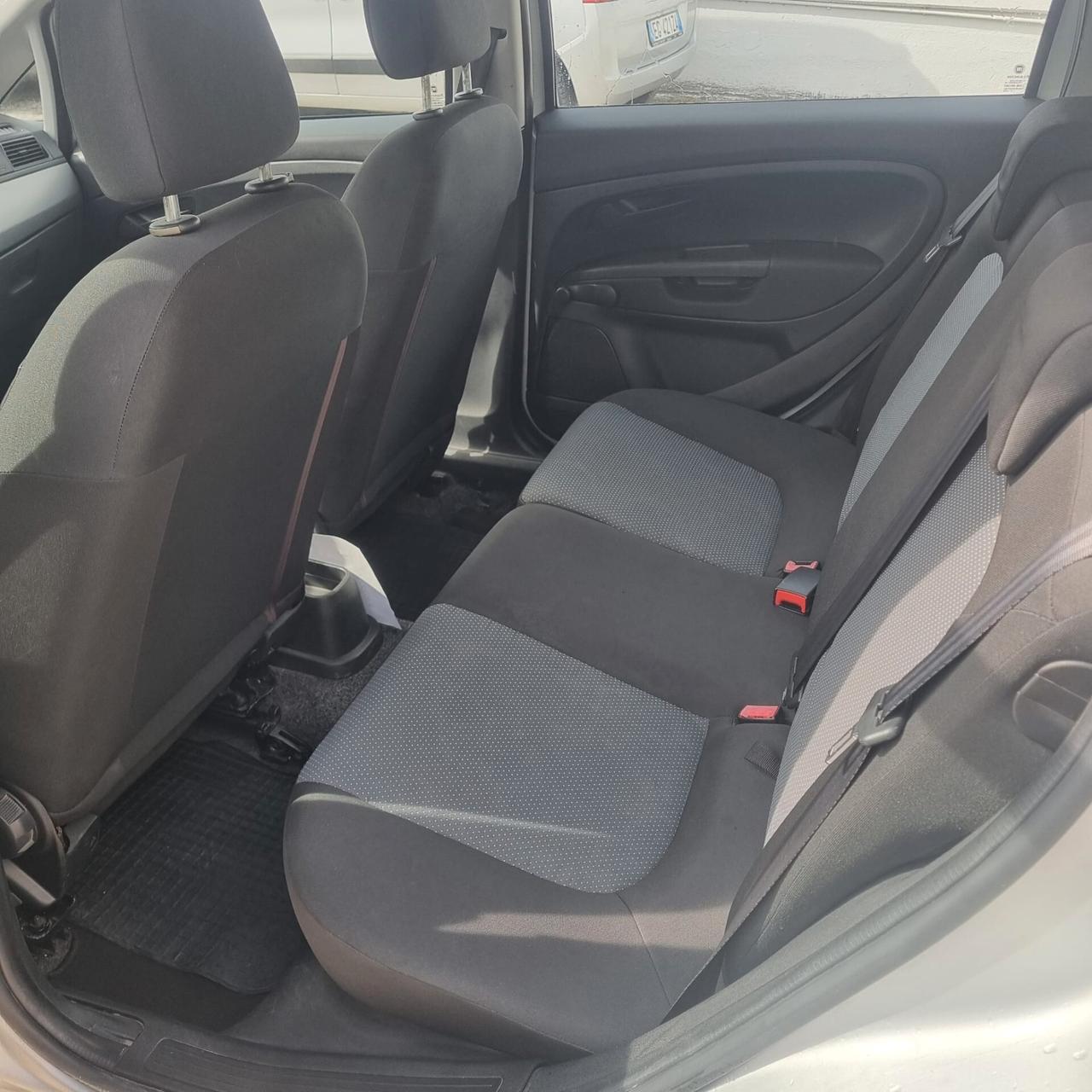 Fiat Punto 1.3 MJT II 75 CV 5 porte Lounge