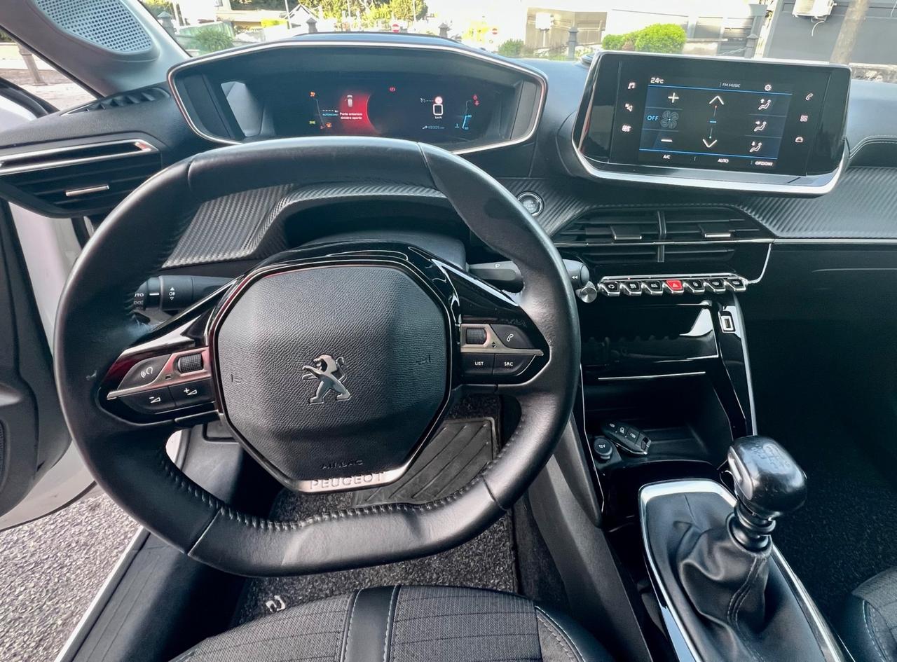 Peugeot 208 5 porte Acc.Permute