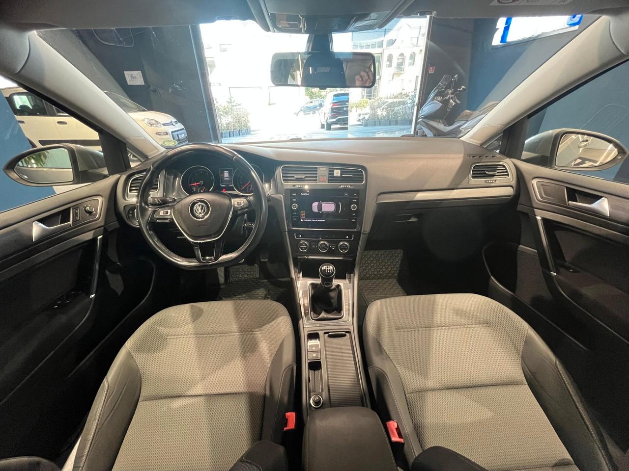 Volkswagen Golf VII 1.5 TGI 5p. Trendline BlueMotion Technology