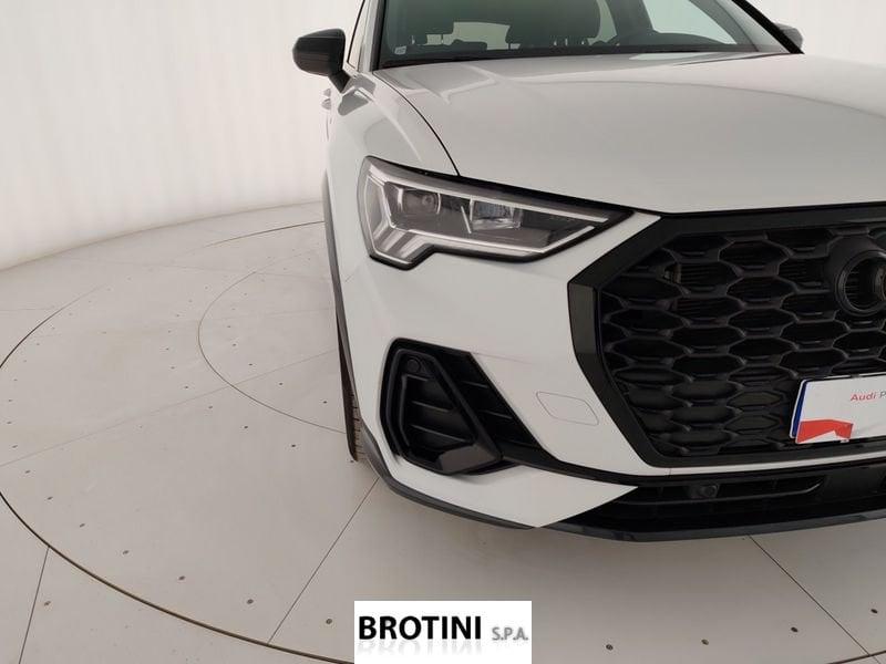 Audi Q3 Sportback 35 TFSI S tronic Identity Black