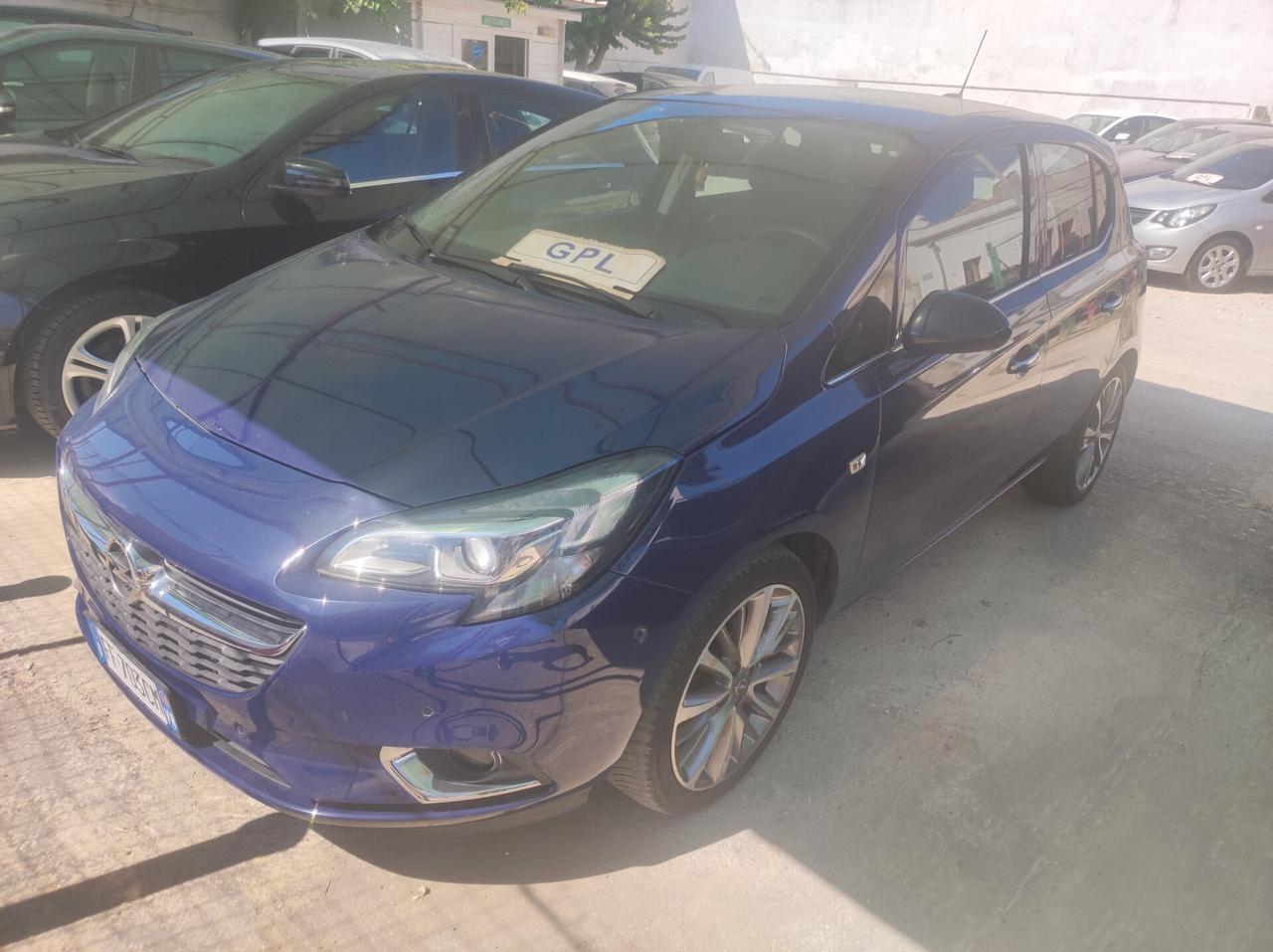 Opel Corsa 1.4 90CV GPL Tech 5 porte Cosmo