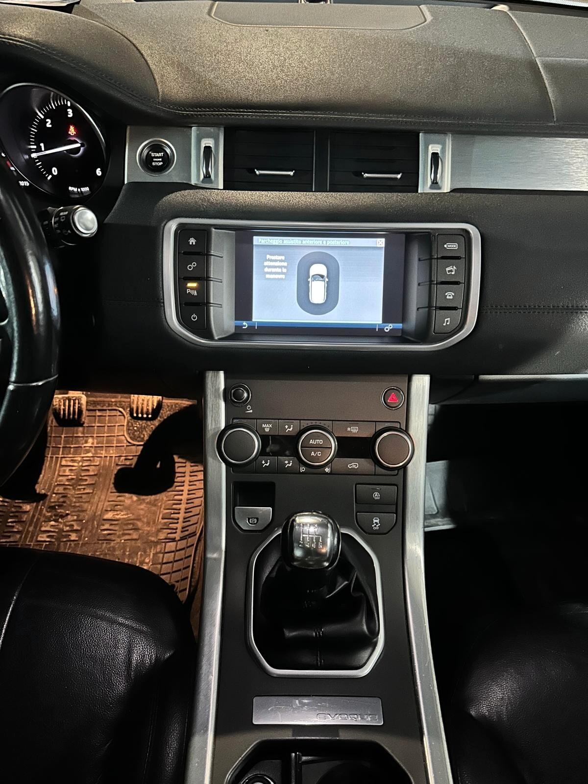 Land Rover Range Evoque 2.0 TD4 180 CV 5p. SE Dynamic