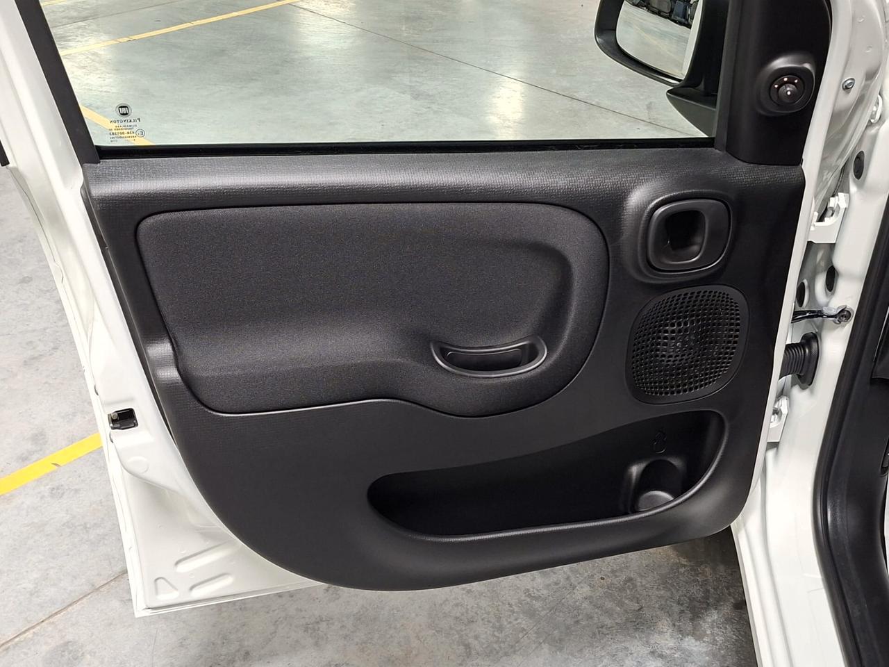 Fiat Panda 1.0 FireFly Hybrid 70CV Icon Km.0 (296)