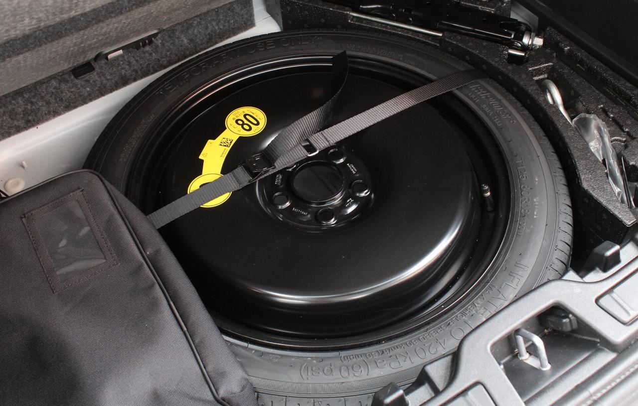 Volvo XC40 T2 automatico Essential