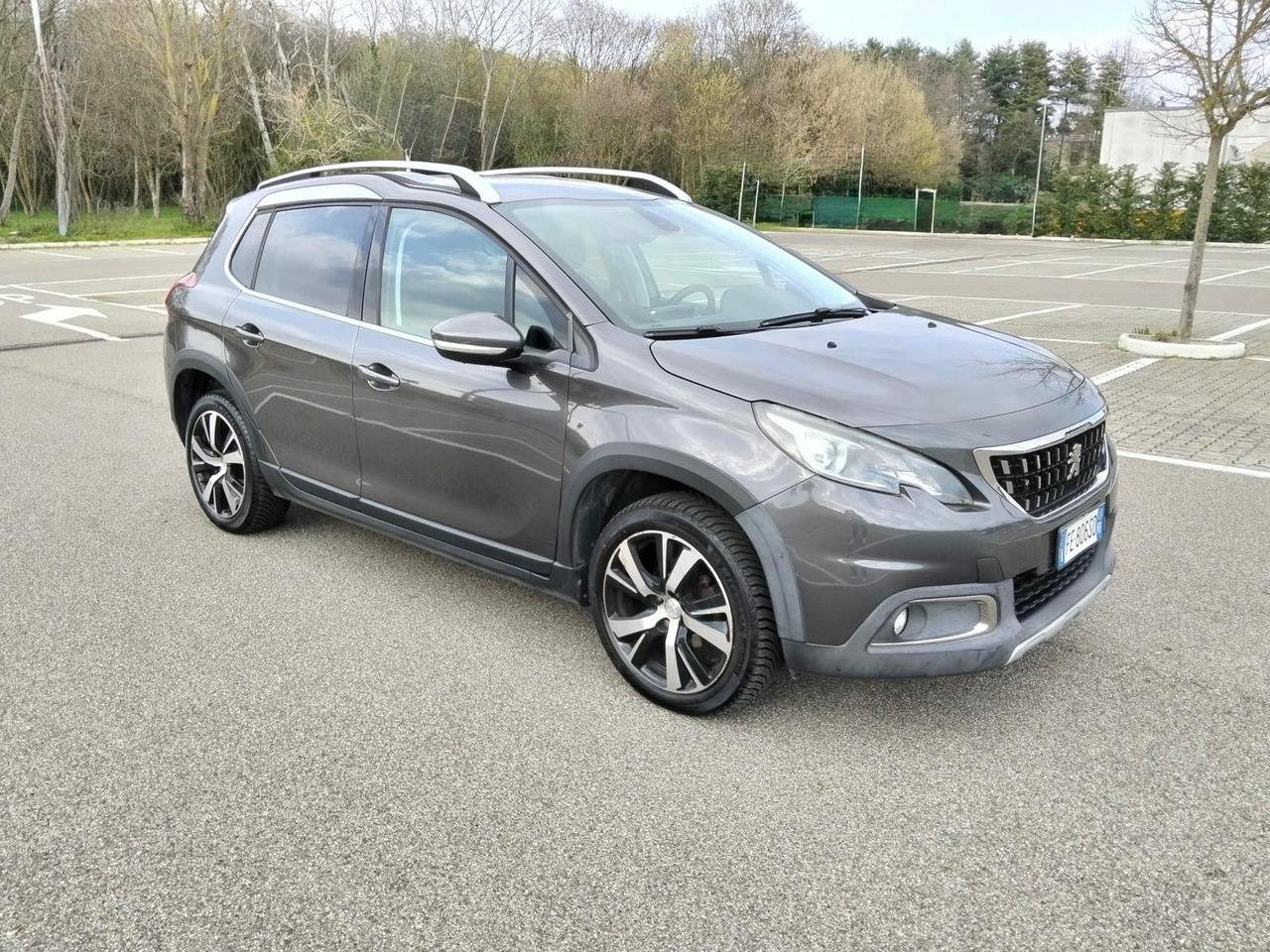 Peugeot 2008 BlueHDi 100 GT Line*Navi*Camera*Pelle*Euro6
