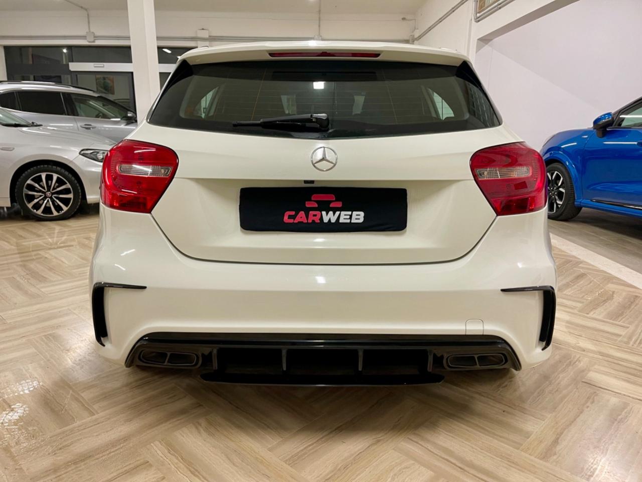 MERCEDES A180 Sport NAVY Cam 2013