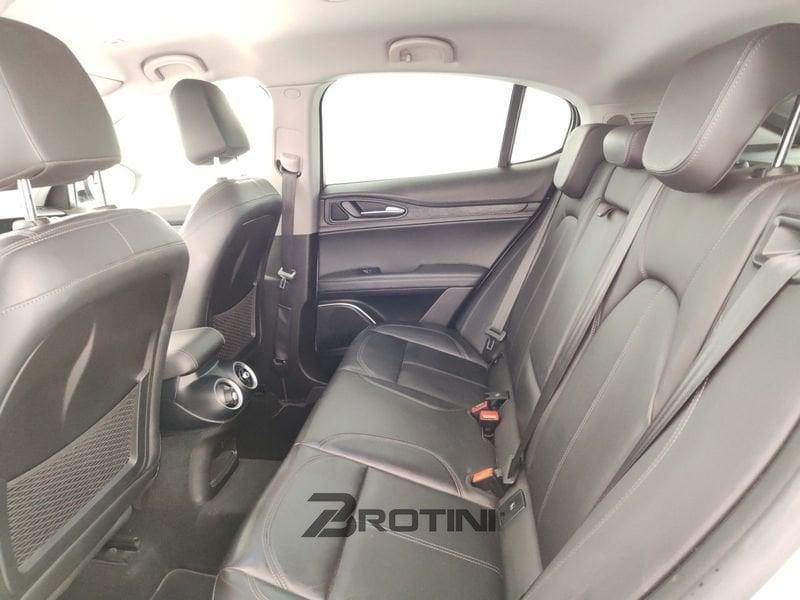 Alfa Romeo Stelvio 2.2 Turbo Diesel 160CV AT8 RWD Business
