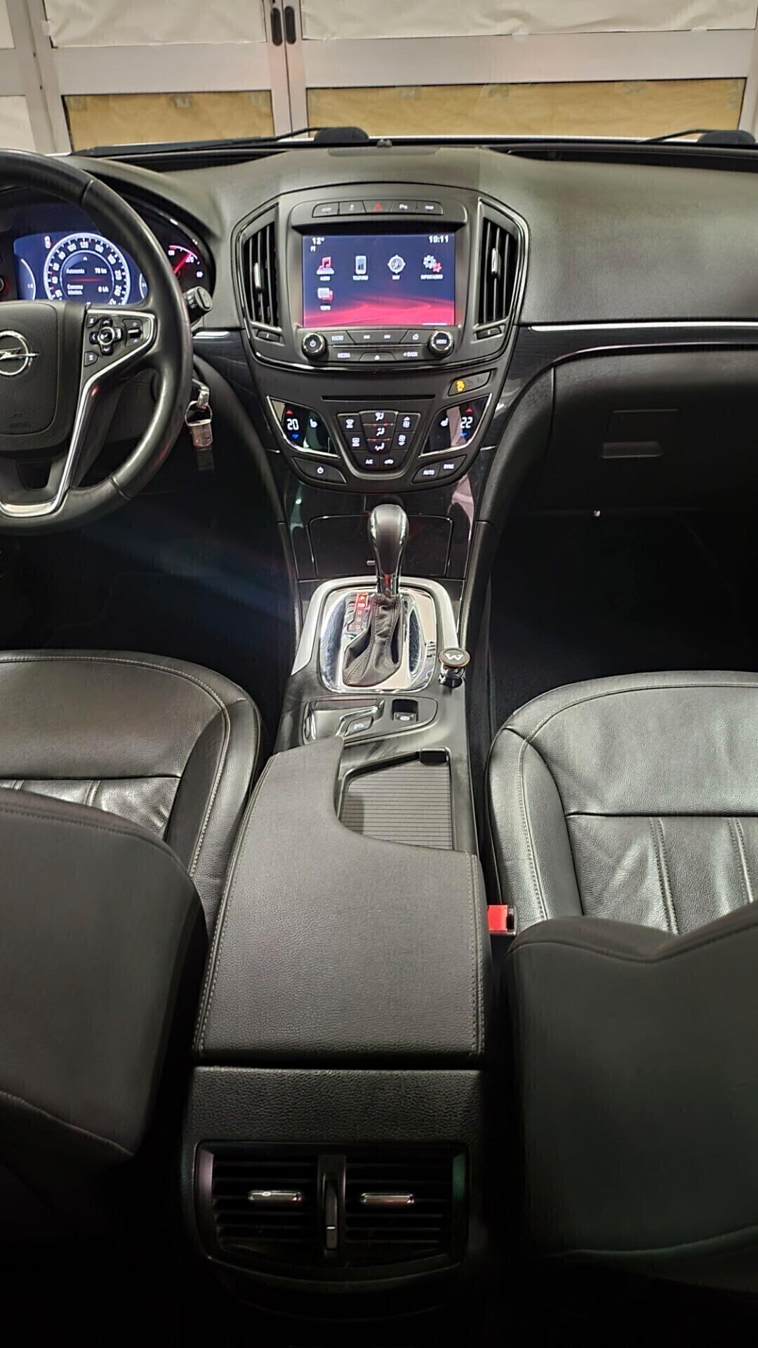 Opel Insignia 2.0 BiTurbo195CV CDTI 4x4 aut. Country Tourer SW