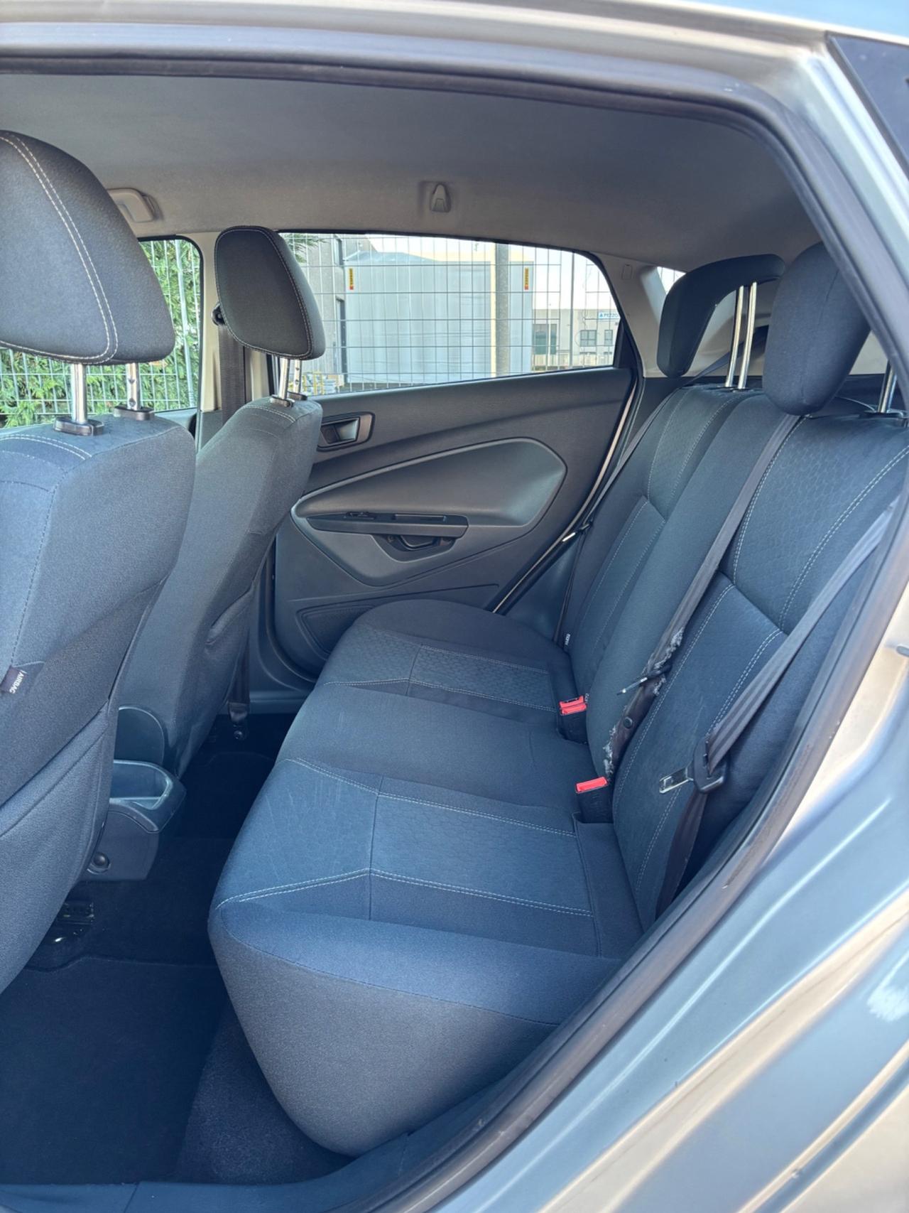 Ford Fiesta 1.4 TDCi 5p. Titanium