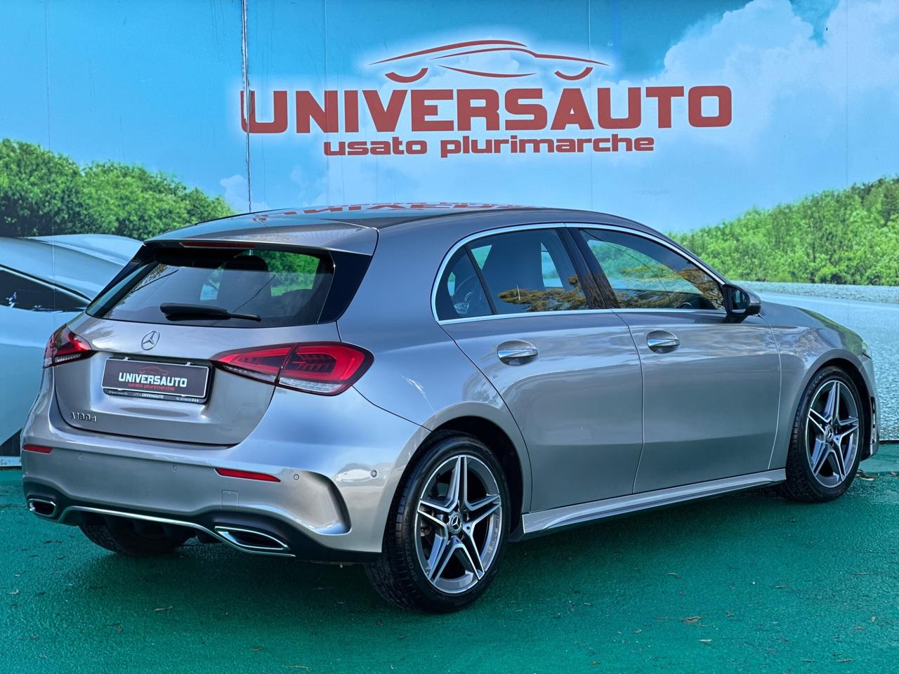Mercedes-Benz A180d 116cv Premium AMG 2019
