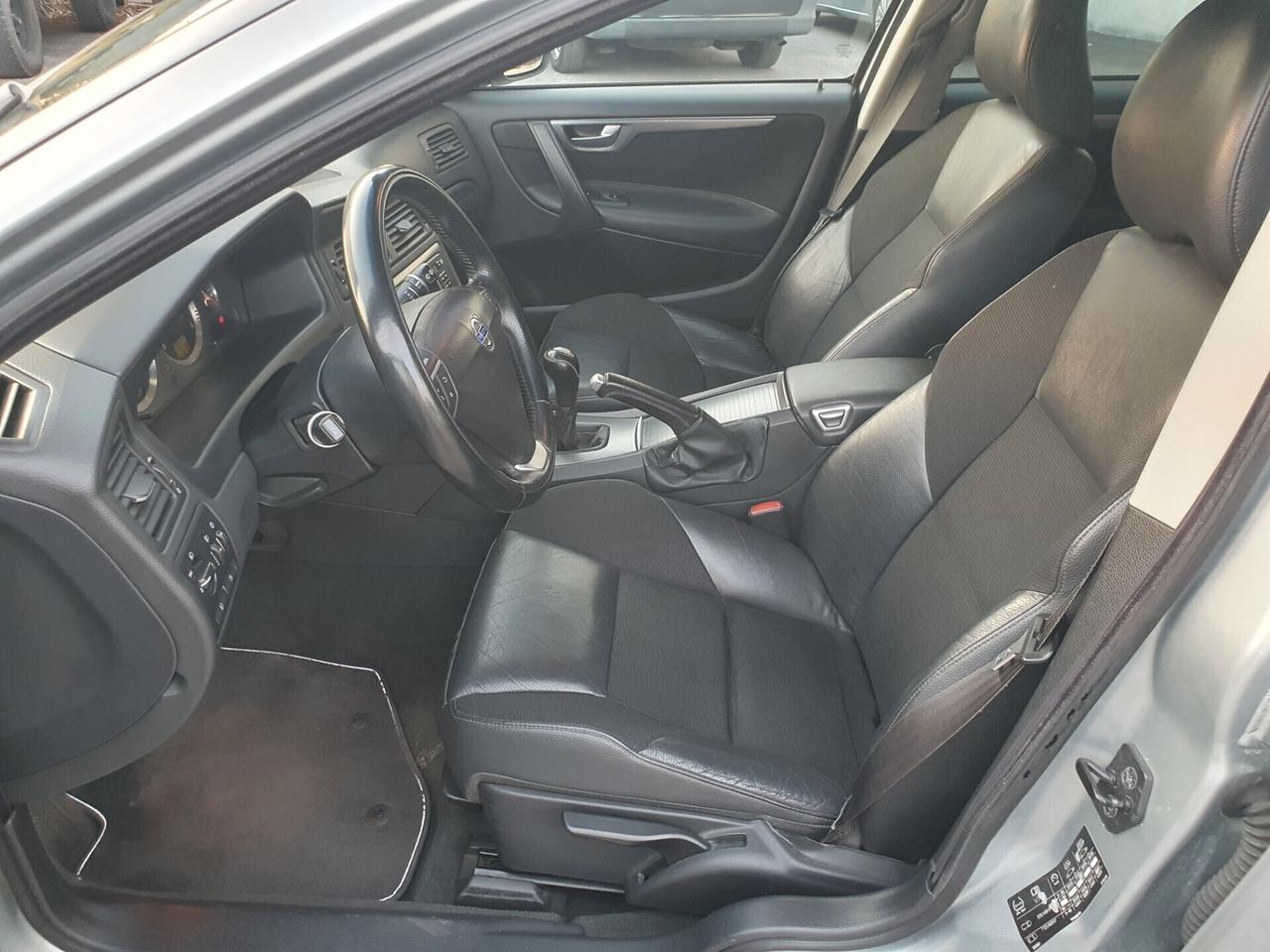 Volvo V70 2.4 D5 Summum manuale 6m 2007